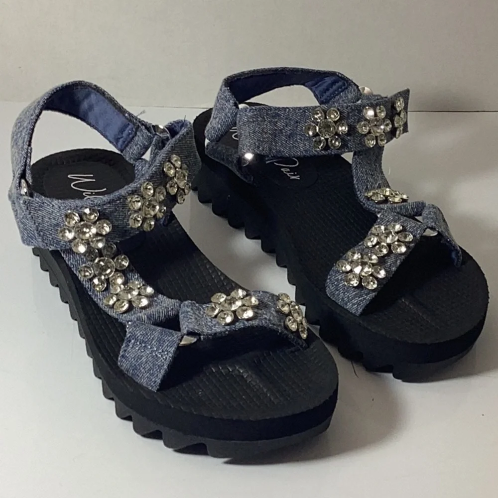 WILD PAIR Kudose Sporty Embellished Sandals